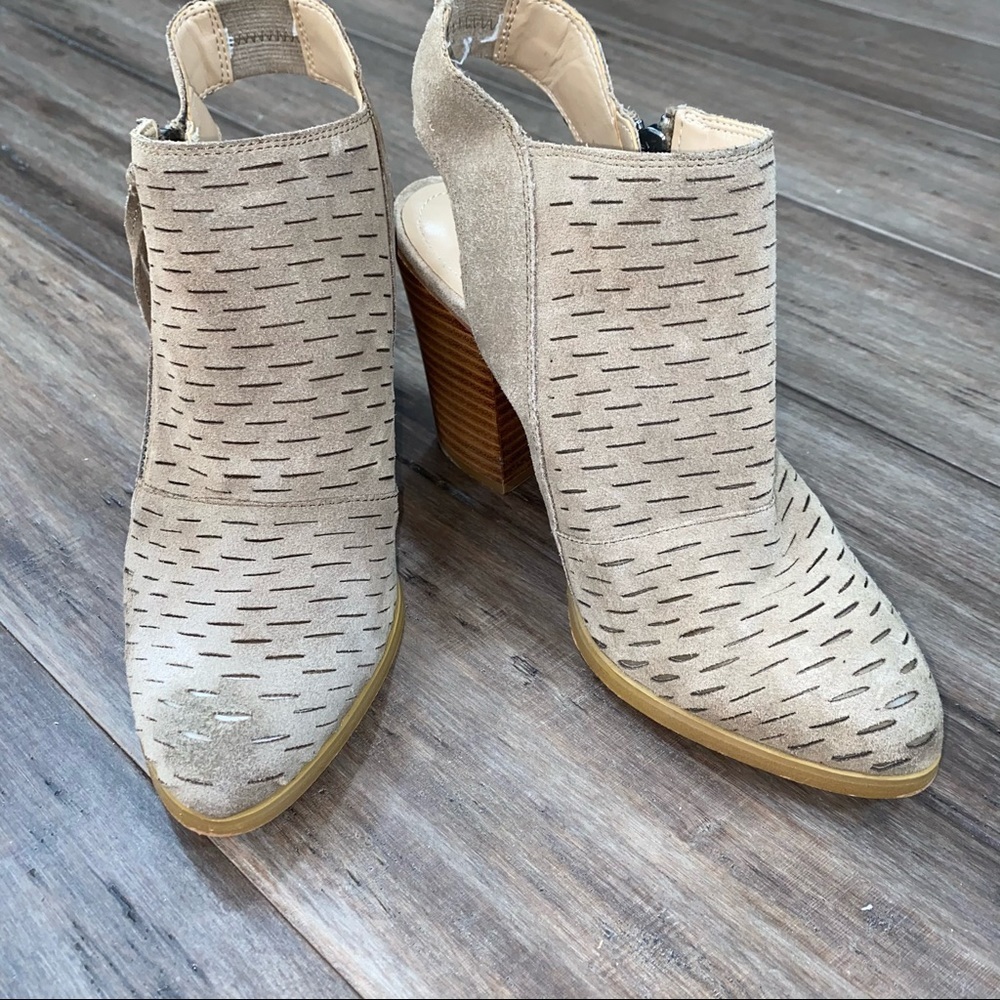 Gunmetal devyn shoes booties perforated‎